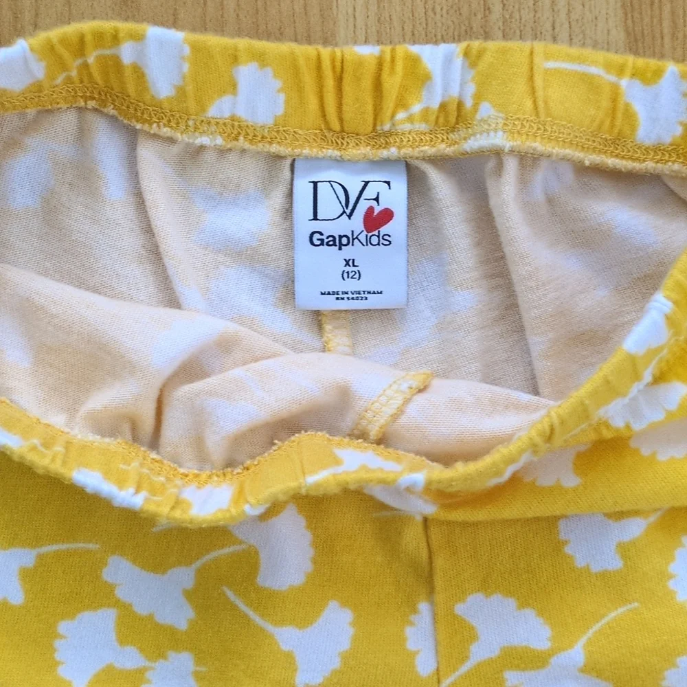 DVF & GapKids yellow freesia shorts